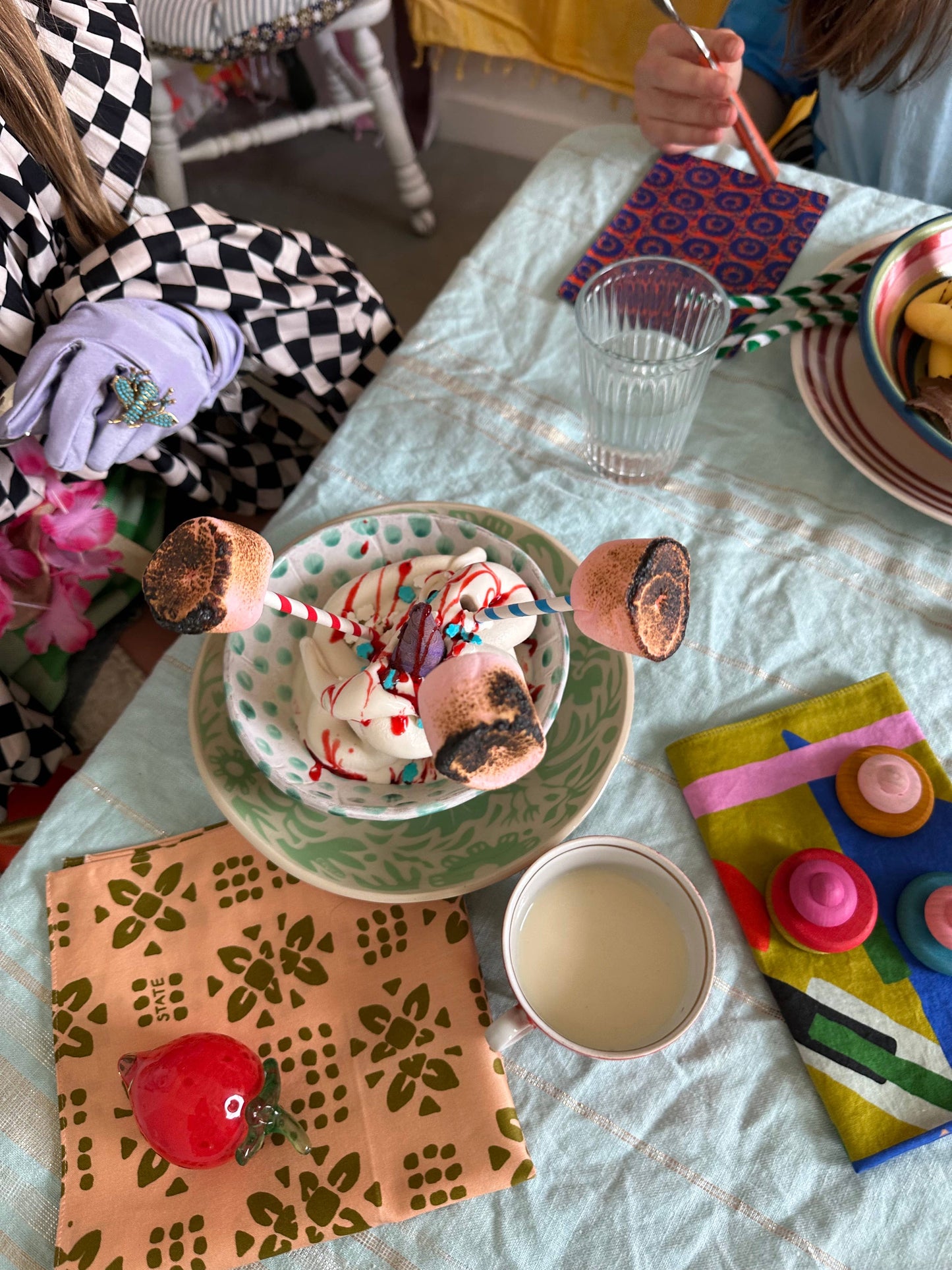 Primary Garden Napkin Set