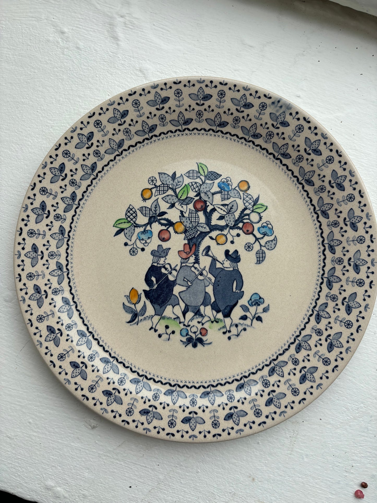 Sugar and Spice Dishware