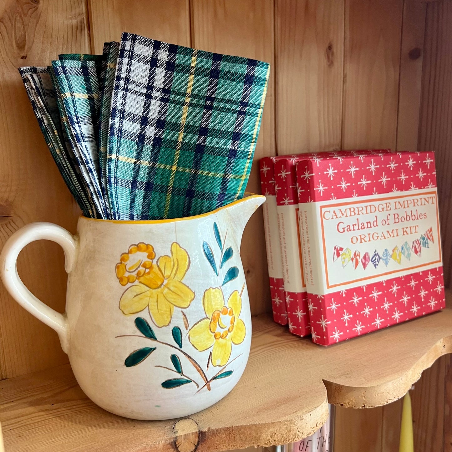 Garland of Bobbles Origami Kit