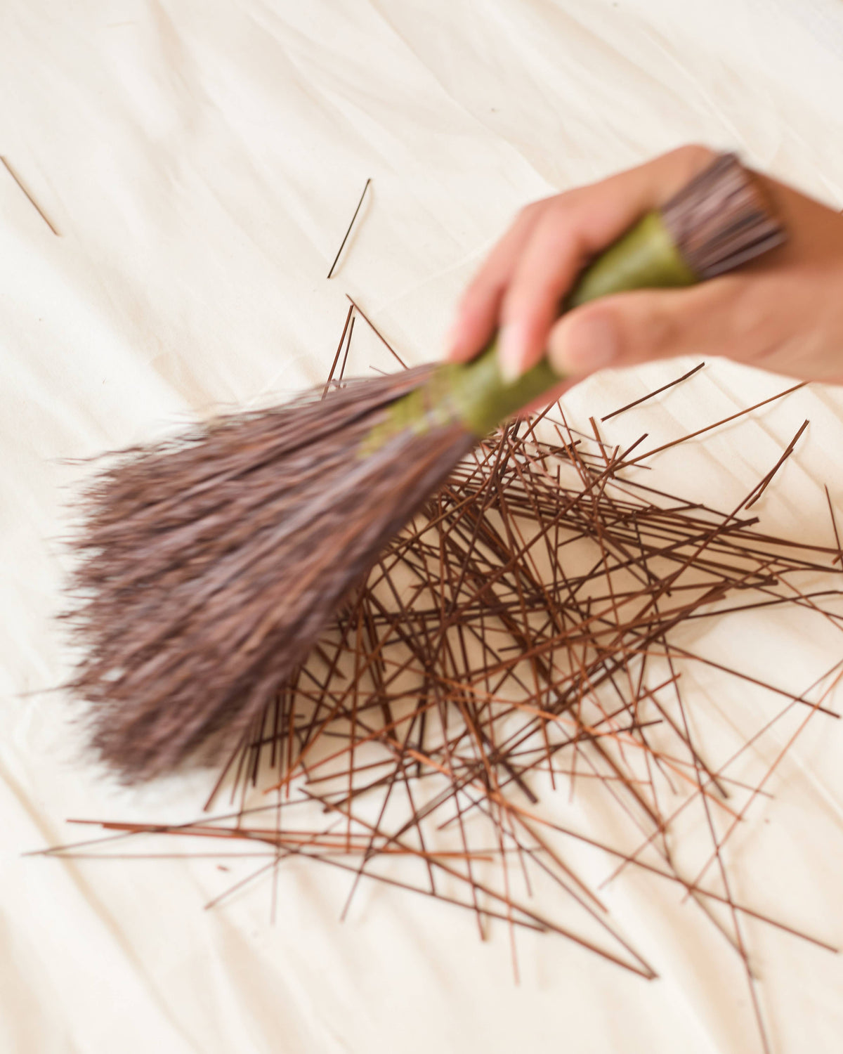 Deep Red Hand Broom Kit
