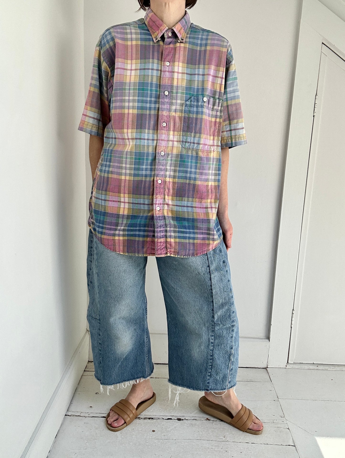 Short Sleeve Plaid Buttondown