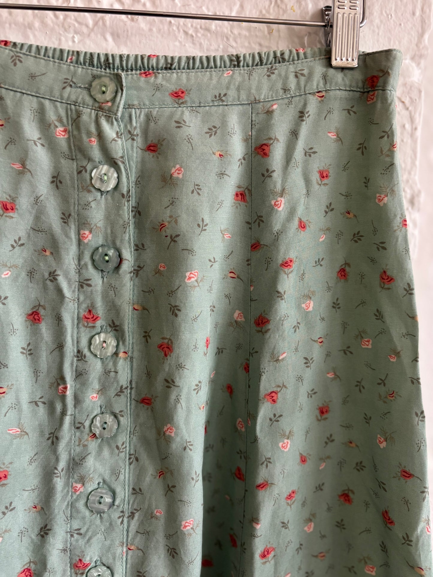 Vintage Floral Button Skirt