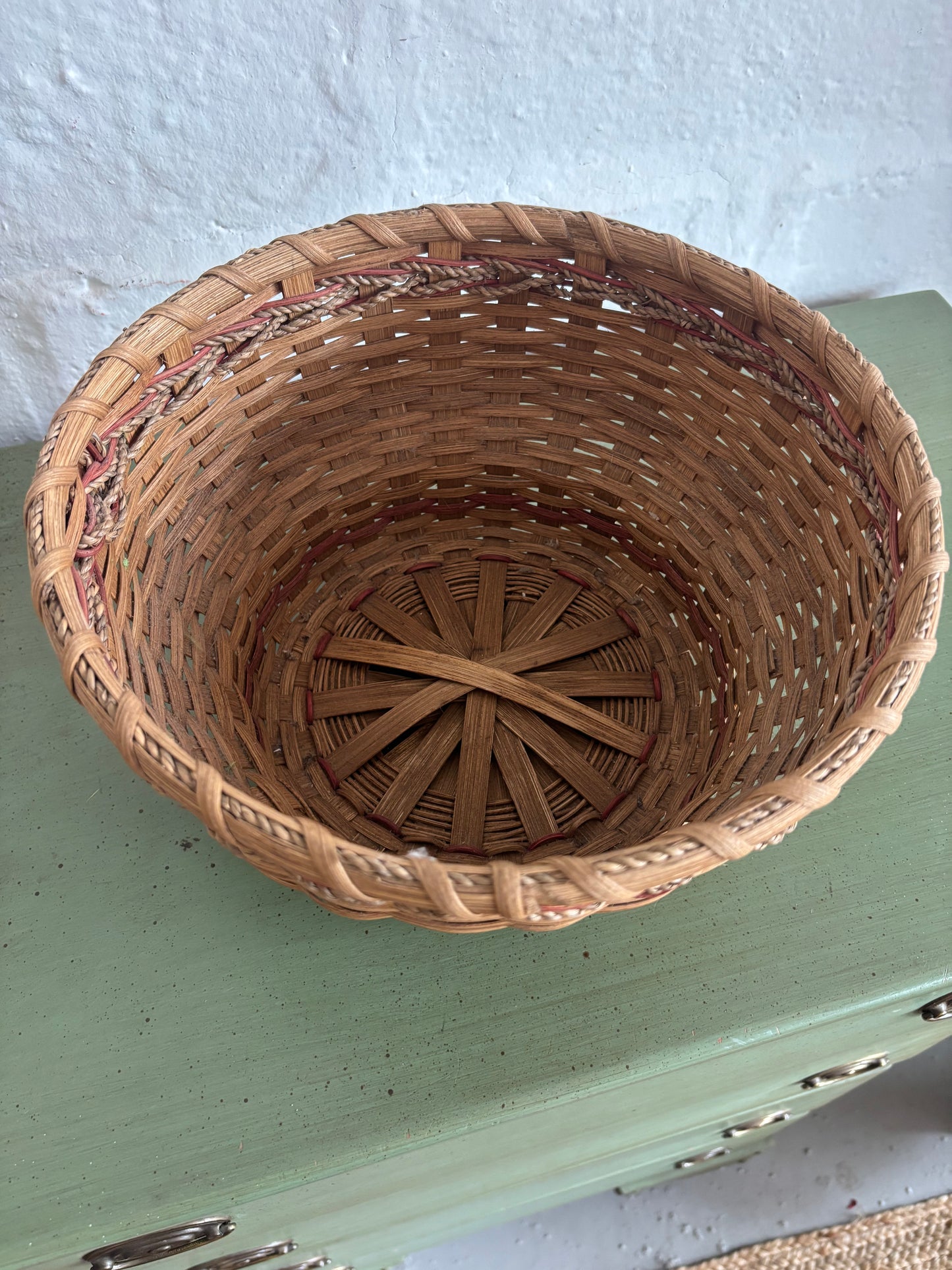 Squat Vintage Braided Basket