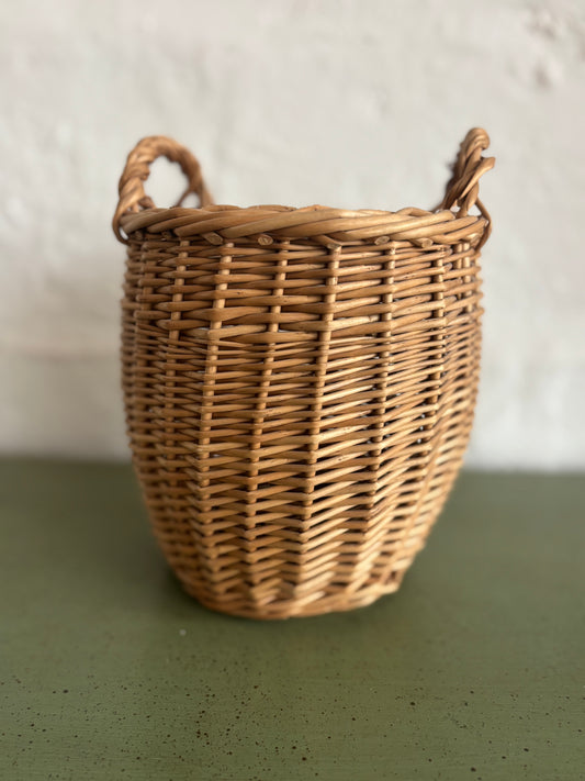 Petite Vintage Onion Basket