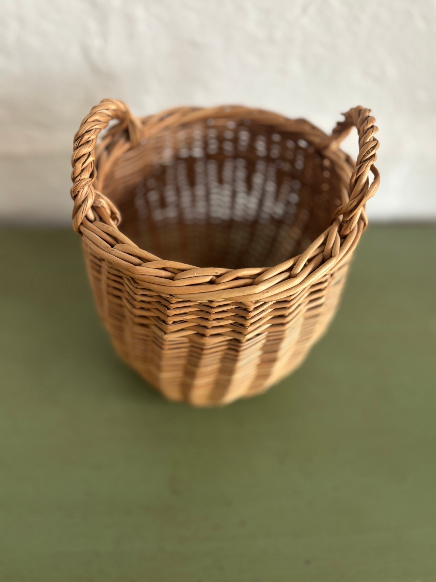 Petite Vintage Onion Basket